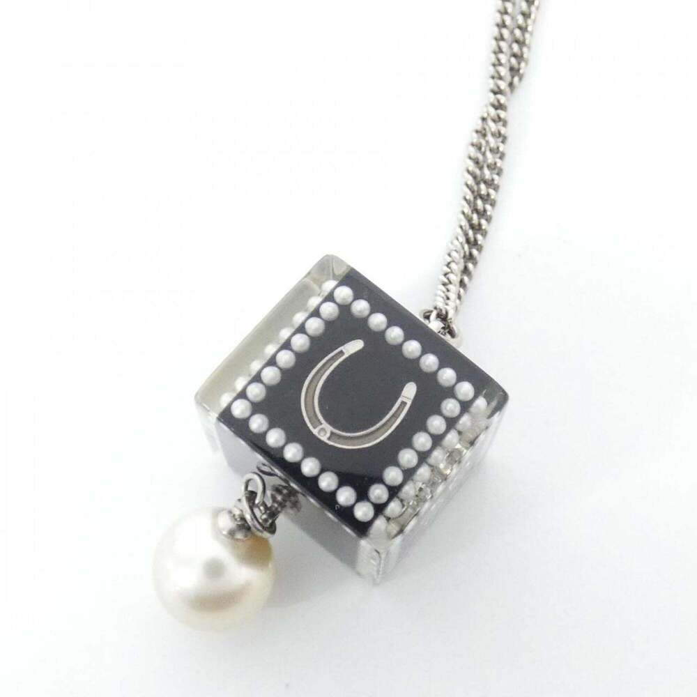 CHANEL Black Necklace - Picture 5 of 10